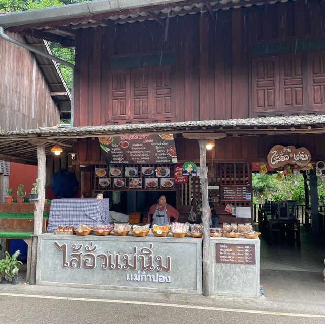 🏡🌿ถ่ายรูปเช็คอินถิ่นแม่กำปอง⛰️🌸