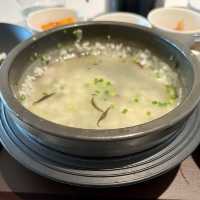 【韓国ソウル・ソウル駅】お洒落で高級感ある釜飯専門店「seoulier／서울리에」