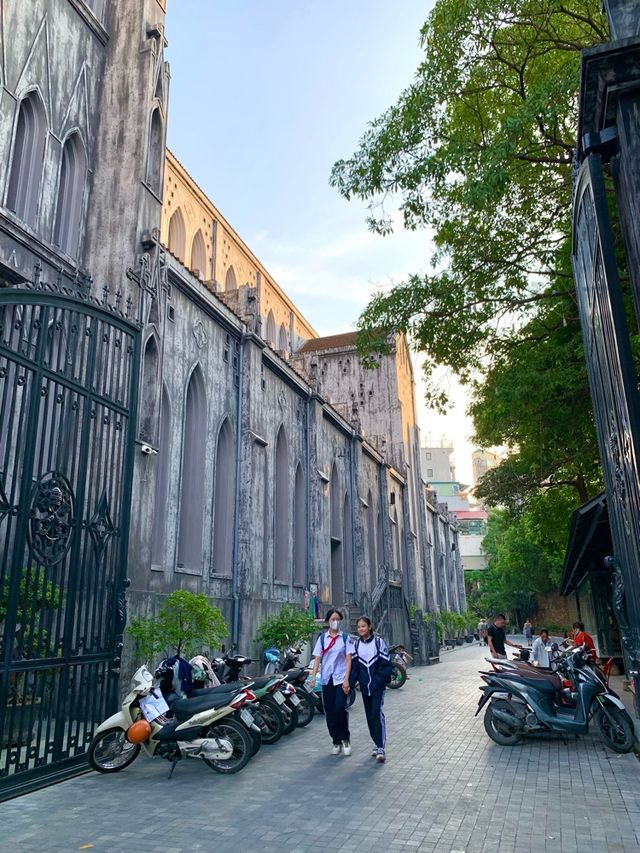 ベトナム　ベトナム観光　ハノイ大教会は絶対に外せない観光スポット！