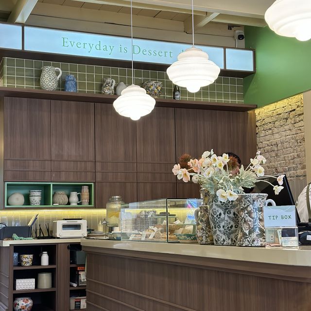 คาเฟ่ขนมหวานเจ้าดังจากเชียงใหม่ ส่งตรงถึงภูเก็ต