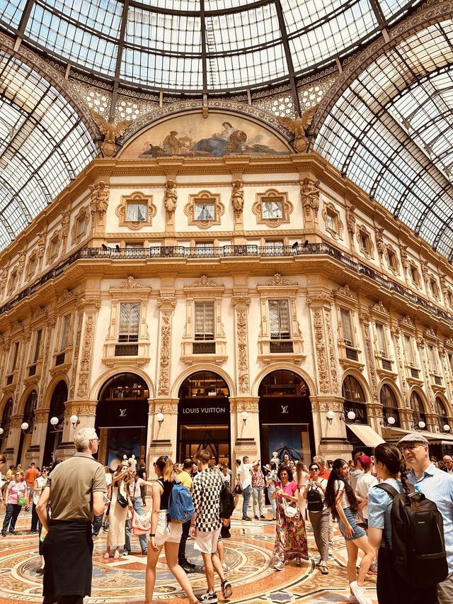 🏛️Piazza Del Duomo ❤️ The Heart of Milan 