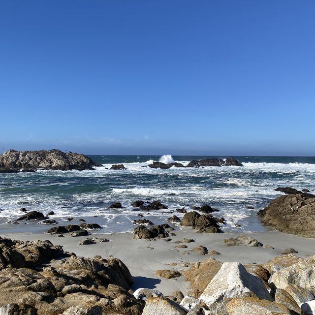 Pebble Beach ชายหาดสวยในอเมริกา