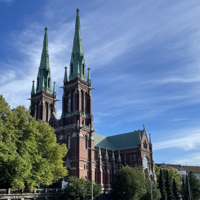 Helsinki’s old & new, land & water
