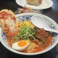 創意港風拉麵店 