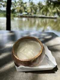 Coco&coff คาเฟ่ร่มรื่น กลางสวนมะพร้าว