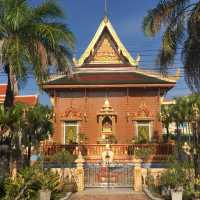 The Buddhist Temple in the City