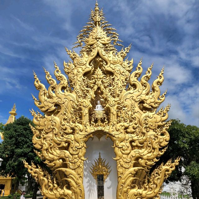 วัดร่องขุ่น