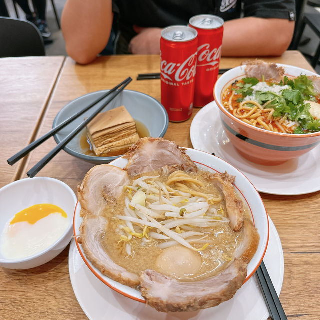 50蚊左右就有碗拉麵？
