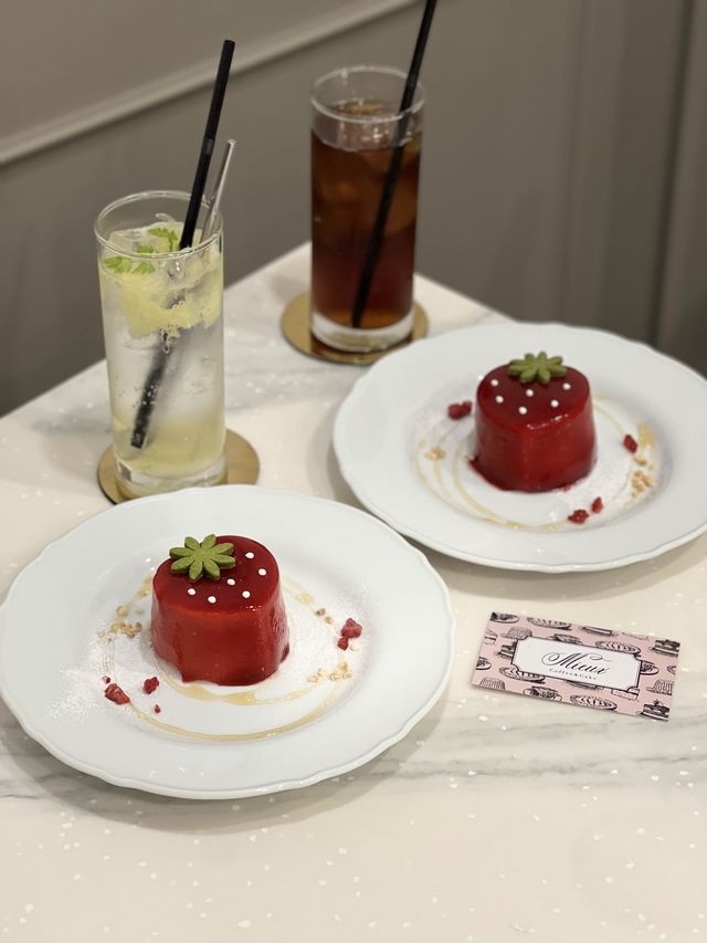 【福岡カフェ】可愛いいちごの形をしたケーキが楽しめるカフェ