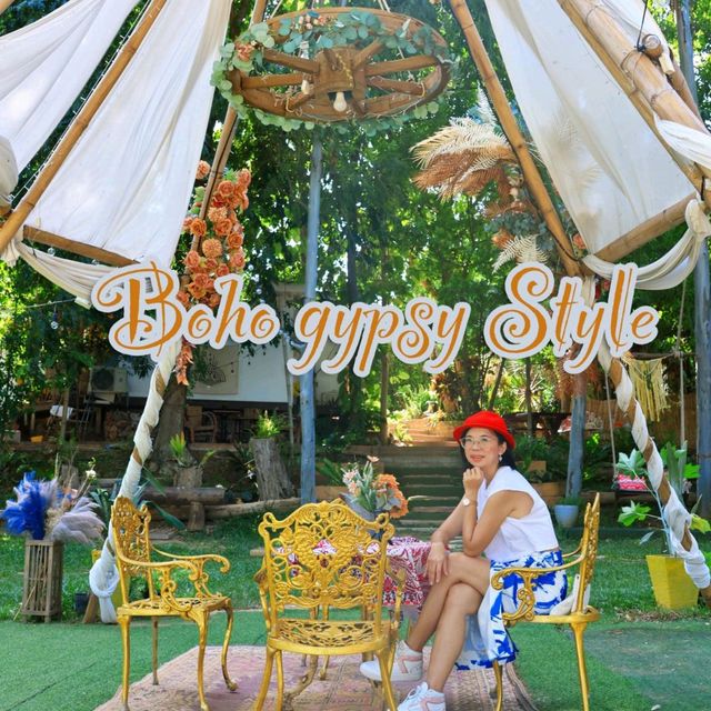 High River Cafe คาเฟ่สไตล์โบโฮ  ติดริมน้ำ