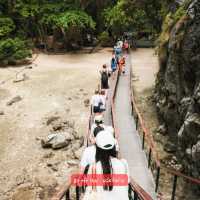 ล่องเรืออ่าวมาหย่า (Maya Bay)