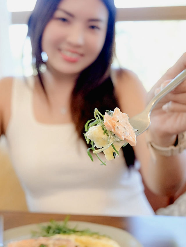 Hohiho Café ย่านราไวย์ ภูเก็ต