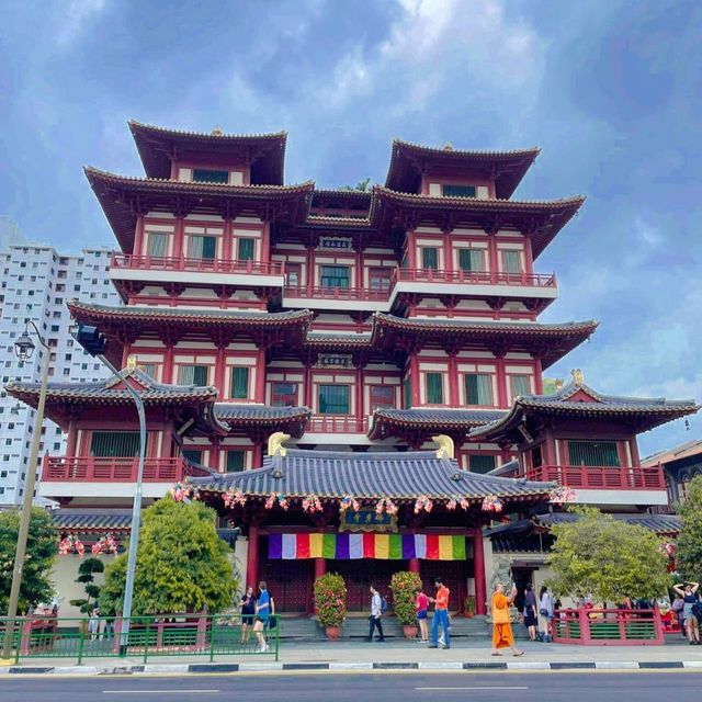 Buddha Tooth Relic Temple 