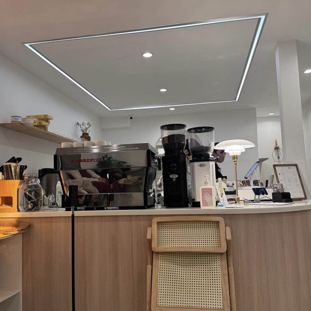 【新大久保カフェ】📍Bam bi coffee