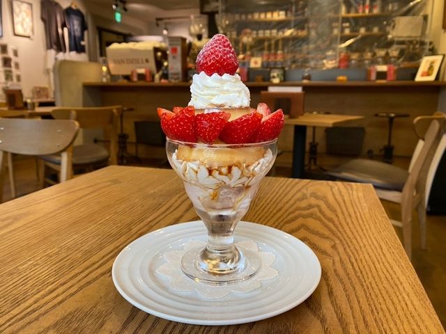 【福岡カフェ】プリンパフェが濃厚でおいしいカフェ
