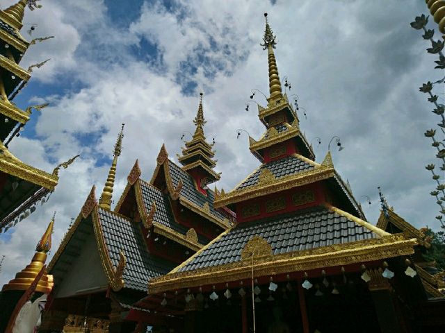 วัดเมืองมูลบุญเรืองคีรี (วัดครูบาต๋อง)