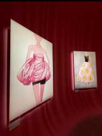 無料なの⁉️話題のMISS DIOR展覧会💗ある女性の物語