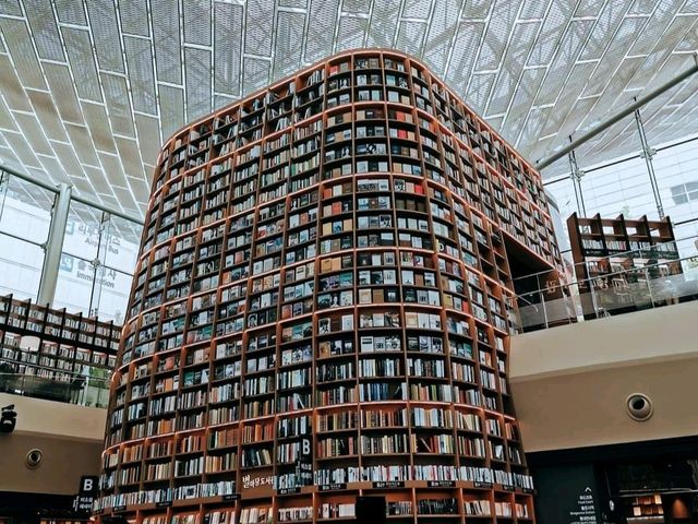Library Starfield COEX Mall & SMTOWN MUSEUM