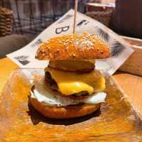 【宮古島】徹底してこだわったハンバーガー✨