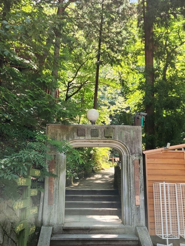깊은 산속 작지만 운치있는 사찰, 양산 홍룡사