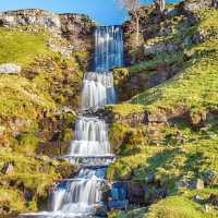 Hiking Through the Idyllic Grasslands of the Yorkshire Dales