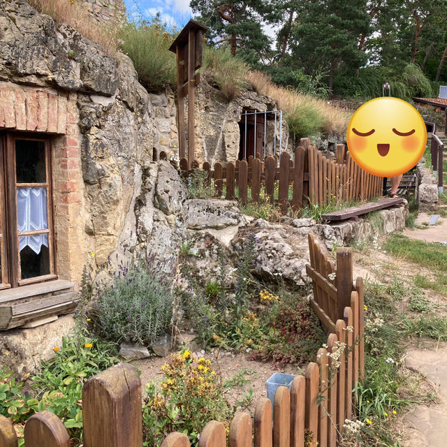 독일 에 있는 동굴주거지 Höhlenwohnung an der Altenburg