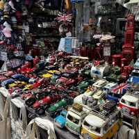 Portobello Road: London’s Iconic Market Experience 🇬🇧