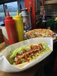 【福岡カフェ】石窯で焼く特製ピザやホットドッグがおすすめのガレージカフェ🌭🍕
