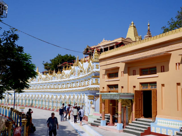 Umin Thonze Pagoda 