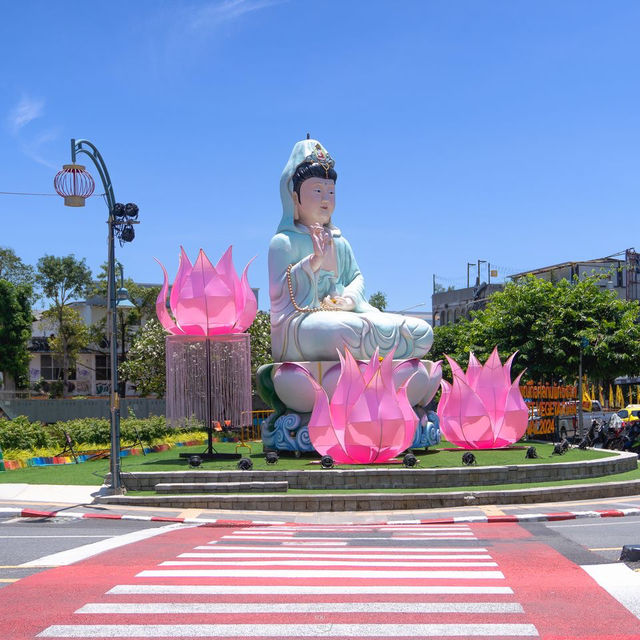 เที่ยวเมืองเก่าภูเก็ต มาถ่ายรูปกับน้องหมี