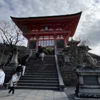 Kiyomizudera: Kyoto’s Timeless Temple of Pure Water