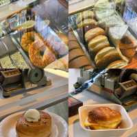 Roll Coffee Roll คาเฟ่เปิดใหม่ในสถาบันกันตนาสุด 