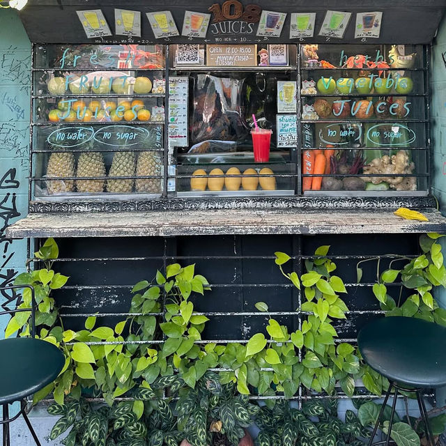 108 JUICES -ย่านถนนพระอาทิตย์ 🥤🍉🌞