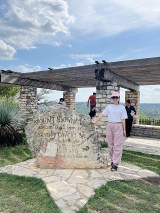 ［奧斯汀旅遊］Mount Bonnell ☀️💎在陽光下閃閃發亮的科羅拉多河
