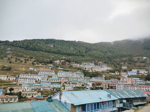 Explore Namche Bazar (3440m) - Breathtaking views