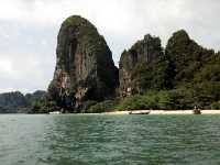 ลงเรือไปเที่ยว..ทะเลกระบี่