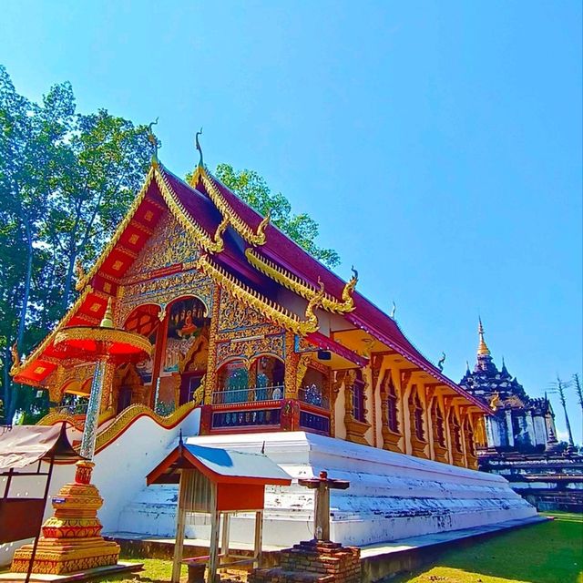 สร้างเมื่อ พ.ศ. 1606 วัดพระยืน เมืองลำพูน