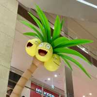 沖繩Pokemon Center-大型風速狗及椰樹蛋店外迎賓