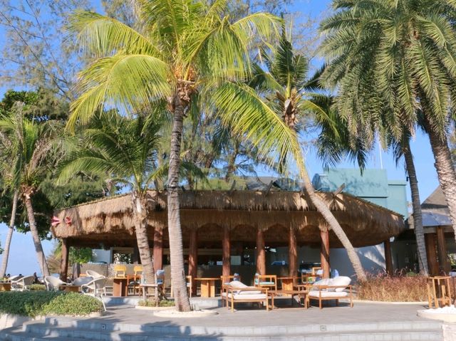 Mercure Rayong Lomtalay Villas and Resort 