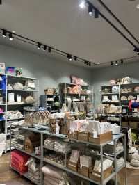 พาเดิน H&M Home มีอะไรบ้าง?