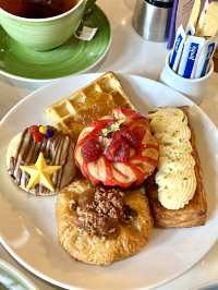 Delicious and Vibrant Breakfast Buffet at W Kuala Lumpur🩷