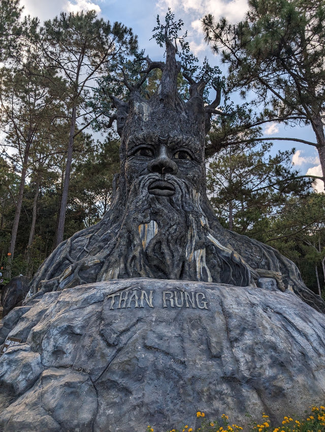 Clay Village in Da Lat – A Walk Through a Fairytale 