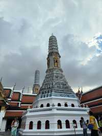 Exploring the Grand Palace: A Must-Visit in Bangkok 🏰