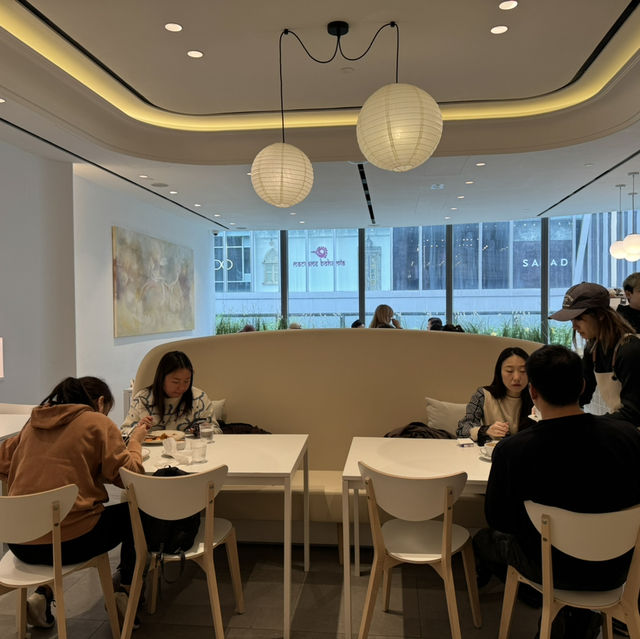 超靚嘅拉花咖啡🐍人氣咖啡店抵食午市套餐