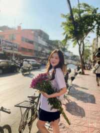 📸 ถ่ายชุดนักเรียนที่ “ปาดคลองตลาด” 
