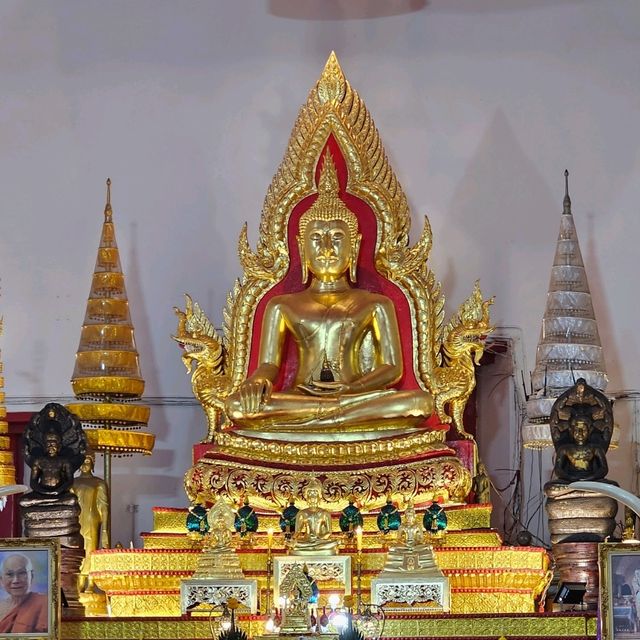 ไหว้พระ ขอพร พระแก้วขาวเพชรน้ำค้างแห่งเมืองอุบล
