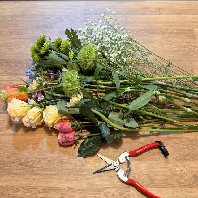 มีสุข - meesook ร้านดอกไม้ DIY ด้วยตัวเอง 💐✨ 