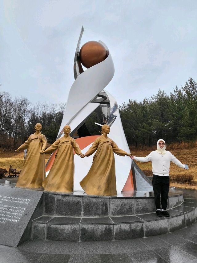 영덕 조각공원과 풍력발전기가 있는 곳