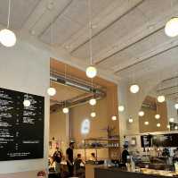 Abasolutely perfect spot for bite and coffee