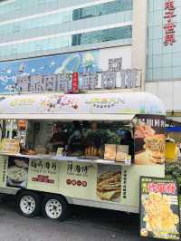 美食車很豐富的